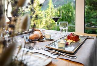 Sunstar Swiss Hotel Collection Arosa Brasserie Food 99