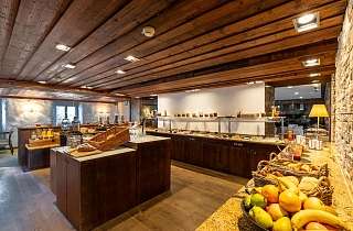 Sunstar Swiss Hotel Collection Arosa Fruehstueck 14