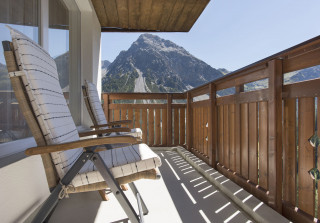 Balkon_DZ_Standard_Balkon_Arosa_1